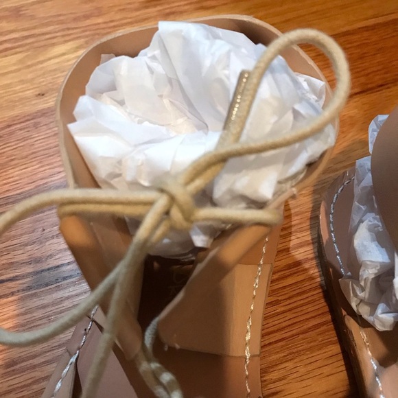 ▪️Dirty Laundry Sandals - Picture 7 of 11